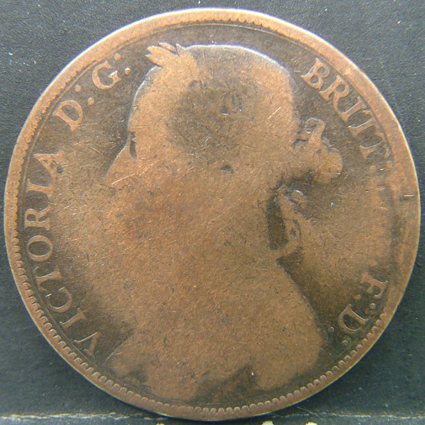 Back side of 🇬🇧 United Kingdom – Monarchs and Milestones 1 Penny  1882 object