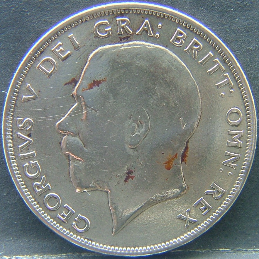 Front side of 🇬🇧 United Kingdom – Monarchs and Milestones Half Crown 1922 coin