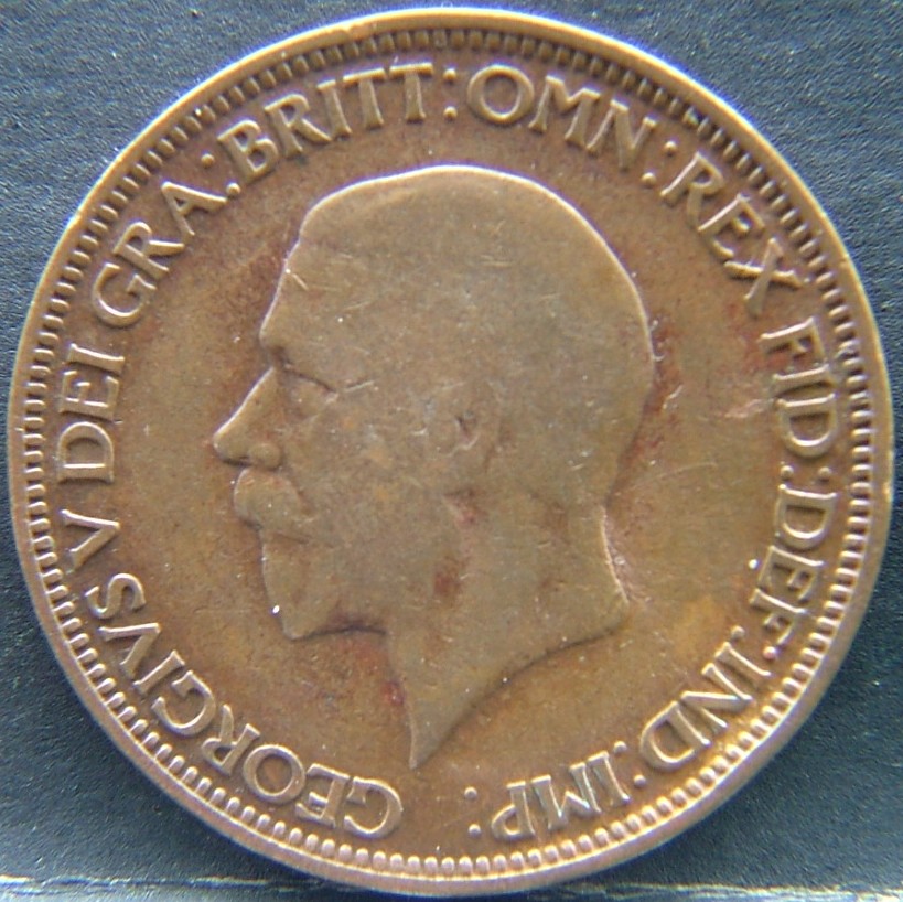 Front side of 🇬🇧 United Kingdom – Monarchs and Milestones Half Penny 1928 coin