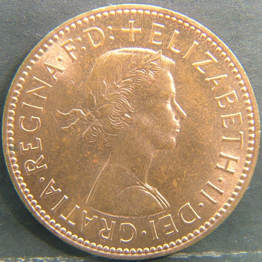 Back side of 🇬🇧 United Kingdom – Monarchs and Milestones Half Penny  1965 object
