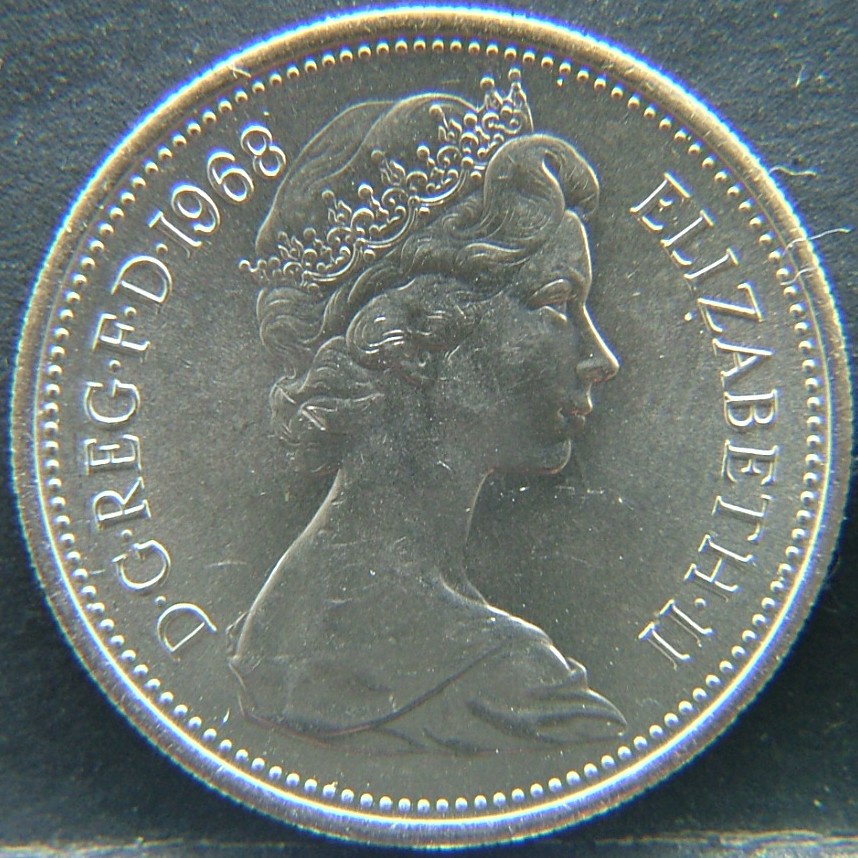 Front side of 🇬🇧 United Kingdom – Monarchs and Milestones 5 New Pence 1968 coin
