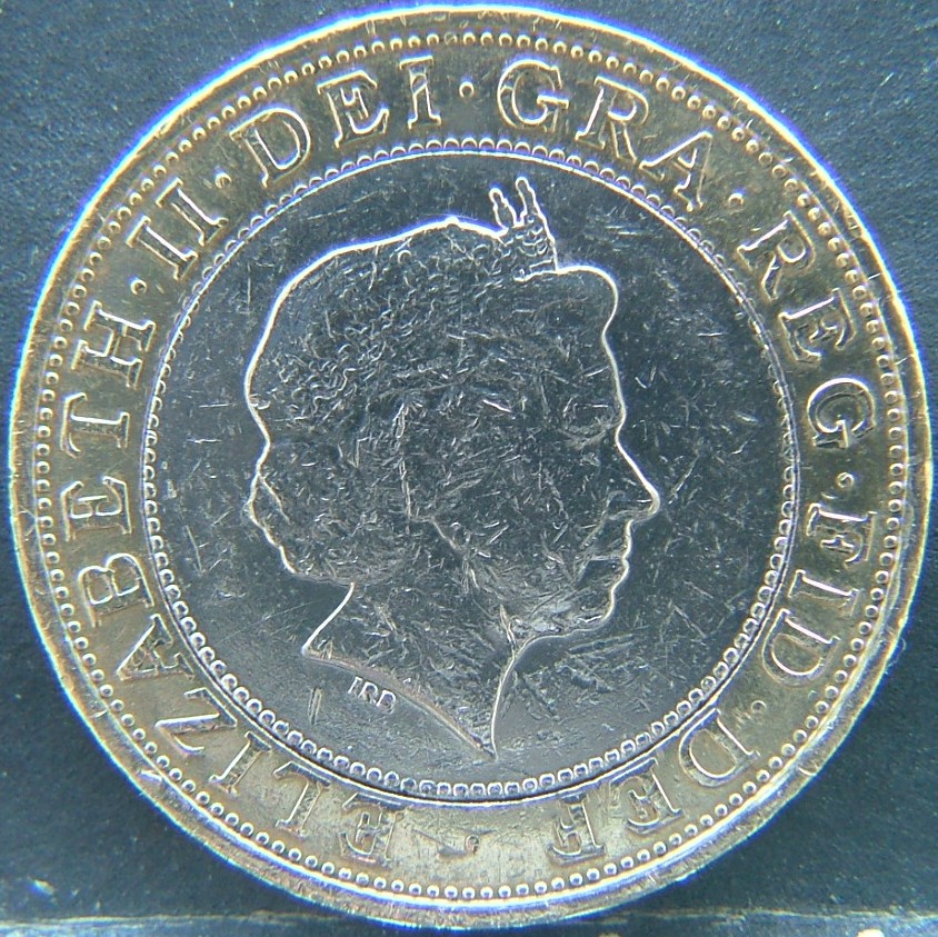 Front side of 🇬🇧 United Kingdom – Monarchs and Milestones 2 Pounds 2005 coin