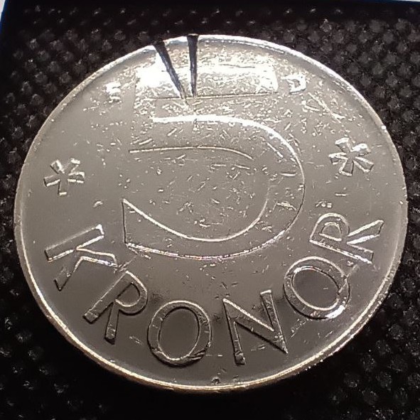 Additional view 1 of Sweden 5 Kronor 1990 coin