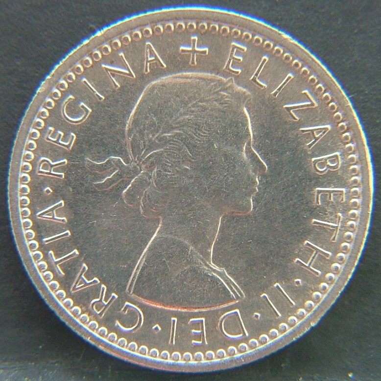 Front side of Great Britain 6 Pence 1962 coin