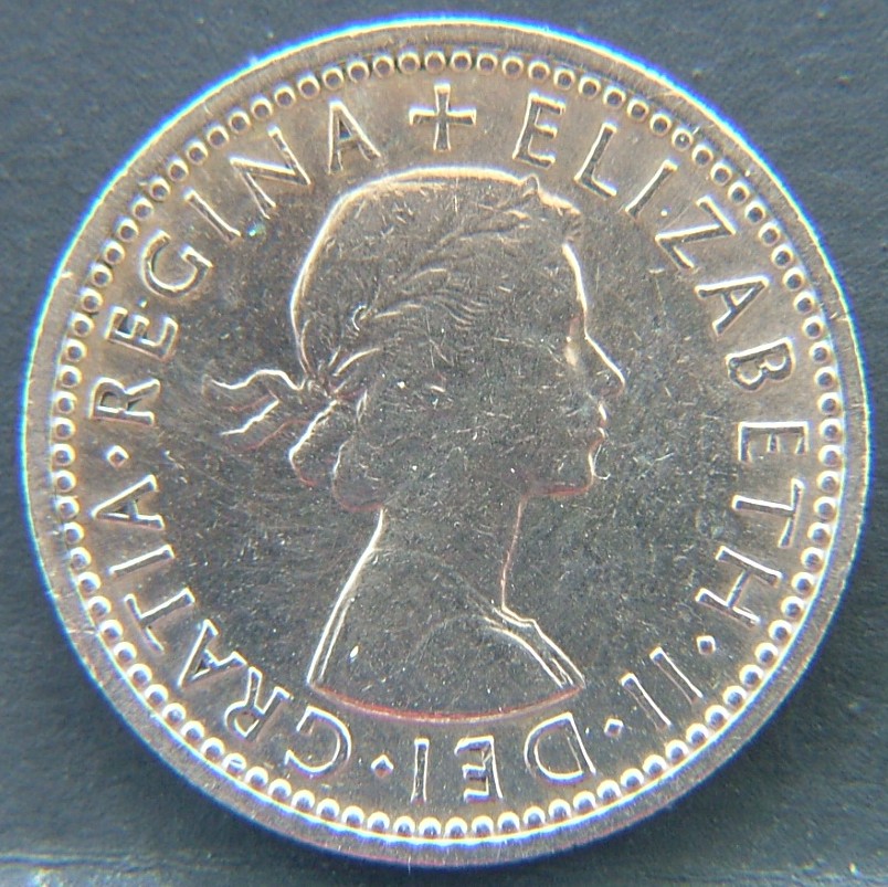 Front side of Great Britain 6 Pence 1962 coin