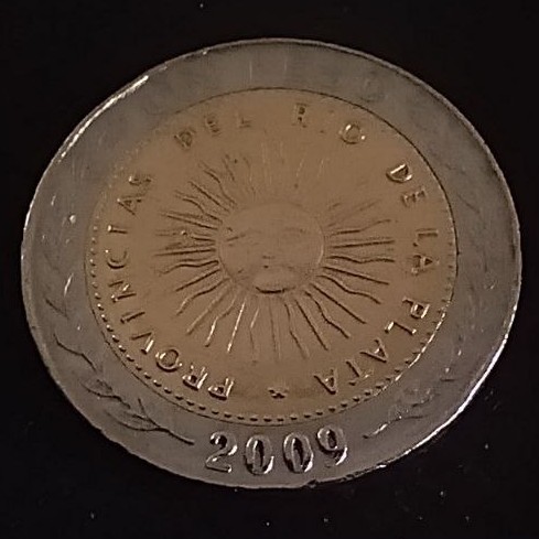 Back side of Argentina 1 Peso 2009 coin