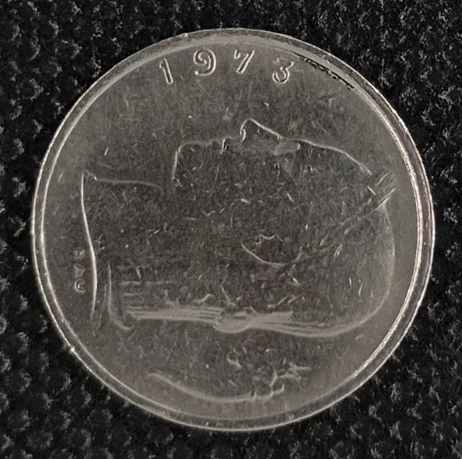 Back side of Belgium 1 Franc "Belgique'' 1973 coin