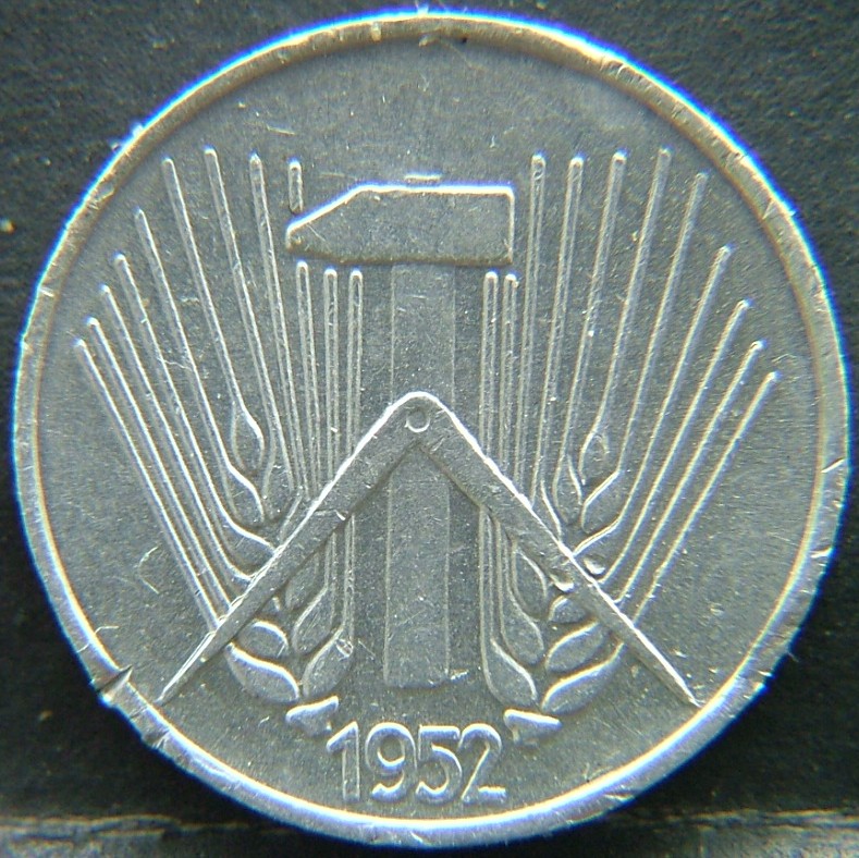Front side of 🇩🇪 GERMANY – Unified Coins of a Divided History 1 Pfenning "A" 1952 coin