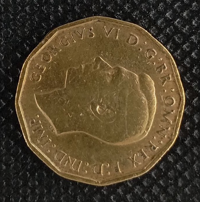 Back side of Great Britain 3 Pence 1944 coin
