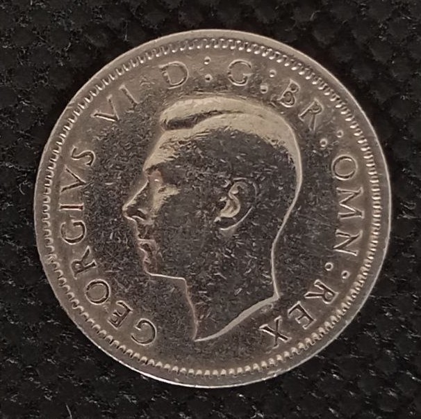 Front side of Great Britain 6 Pence 1947 coin