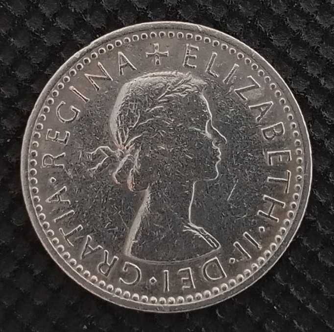 Front side of Great Britain 6 Pence 1955 coin