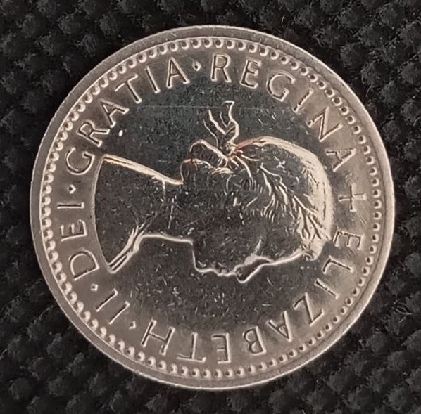 Front side of Great Britain 6 Pence 1962 coin