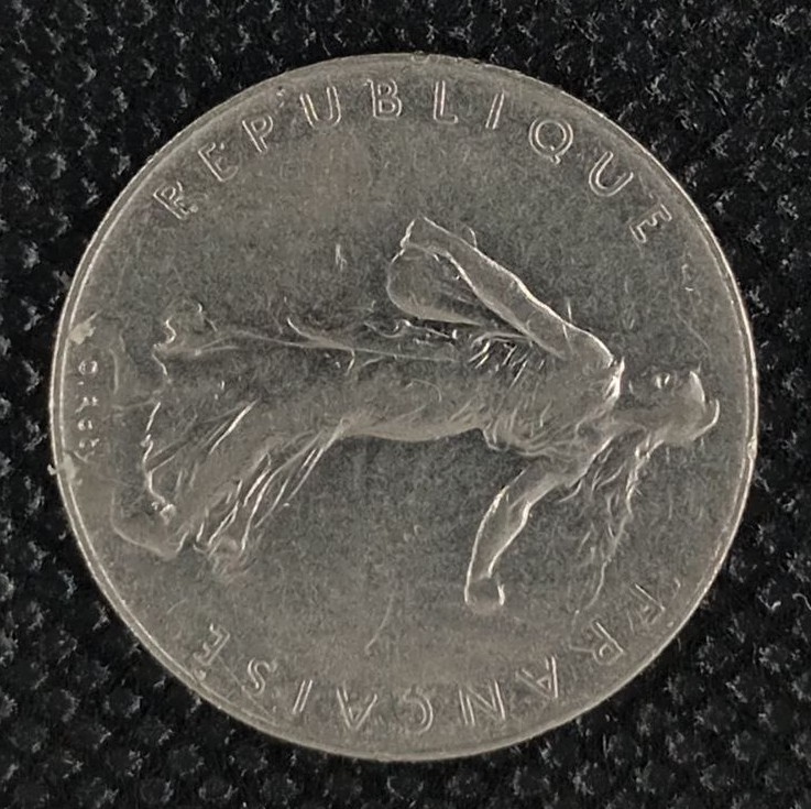 Back side of France 1 Frank 1975 coin