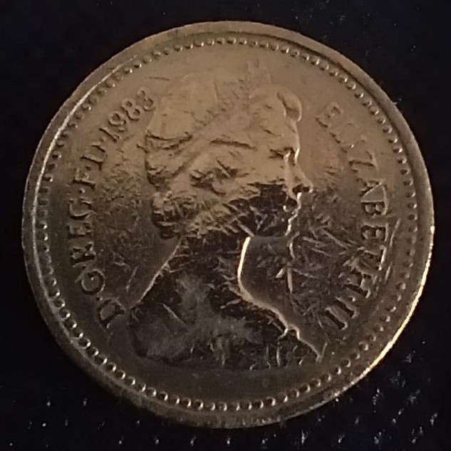 Back side of Great Britain 1 Pound 1983 coin