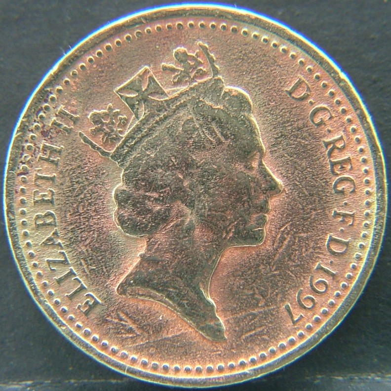 Front side of 🇬🇧 United Kingdom – Monarchs and Milestones 1 Pound 1997 coin