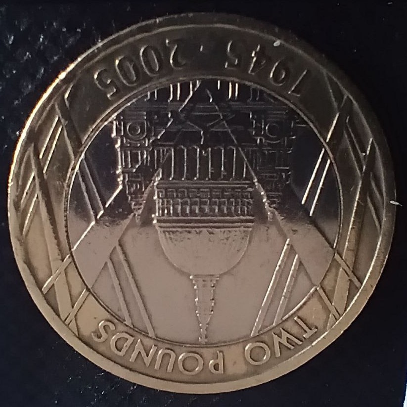 Additional view 2 of Great Britain 2 Pounds 2005 coin