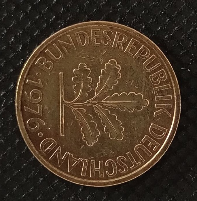 Front side of Germany, Federal Republic 10 Pfenning "J" 1976 coin