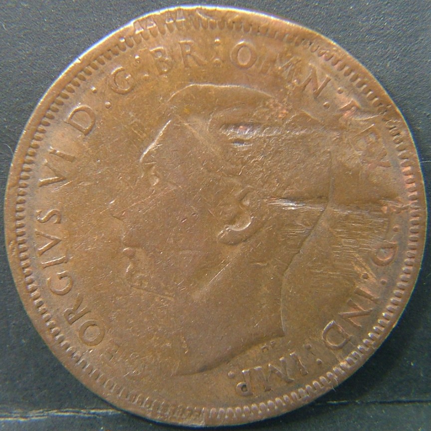 Back side of 🇬🇧 United Kingdom – Monarchs and Milestones Half Penny  1944 object