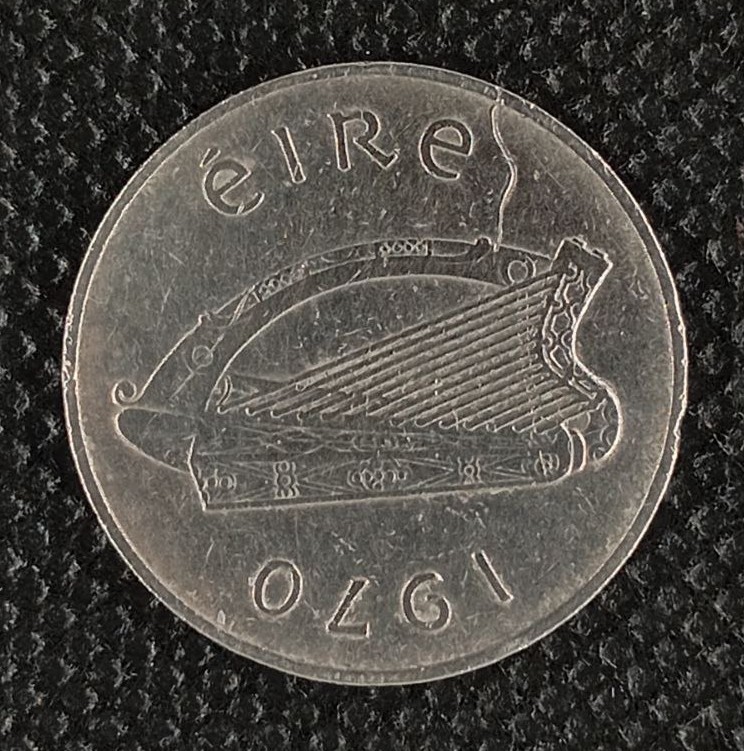 Back side of Ireland Republic 5 Pence 1970 coin