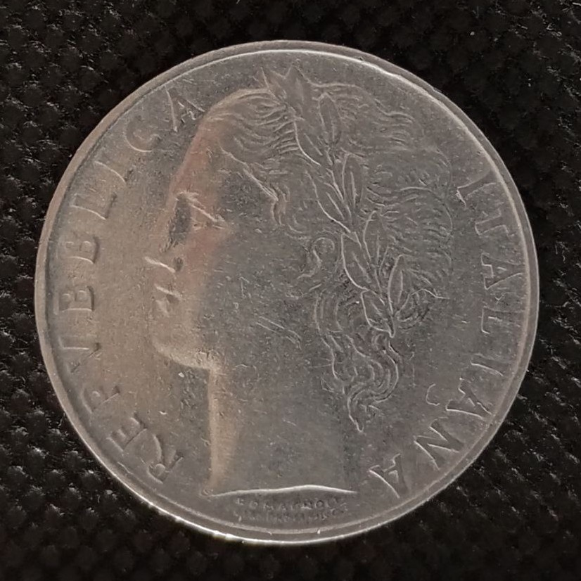 Front side of Italy 100 Lire 1956 coin