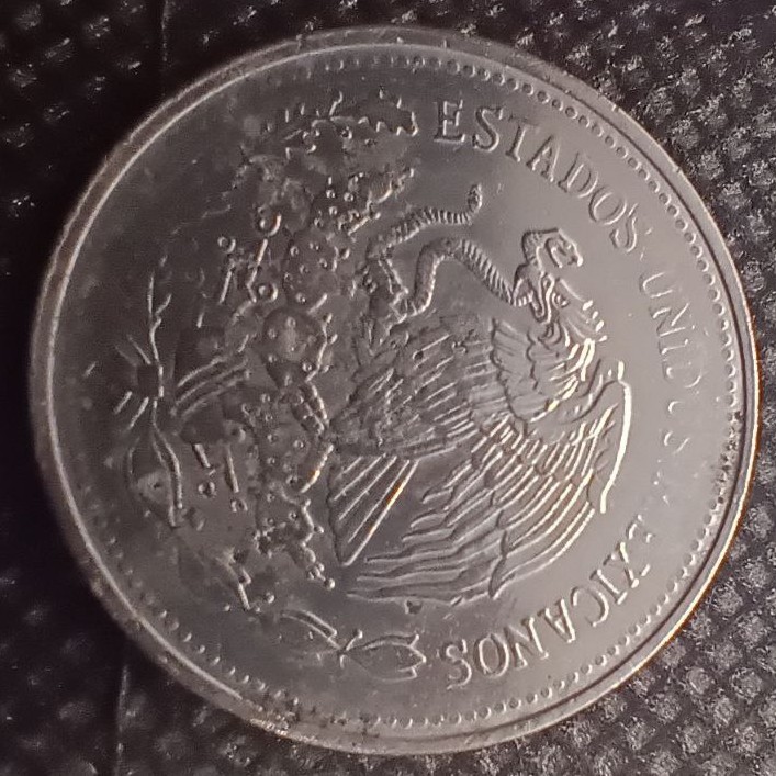 Front side of Mexico 1 Peso 1986 coin