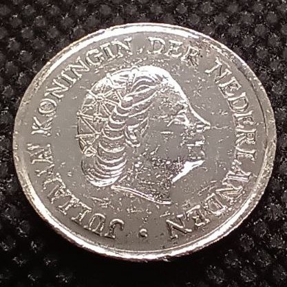 Front side of Netherlands 25  Cent 1980 coin