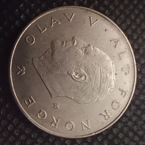 Front side of Norway 1 Krone 1982 coin