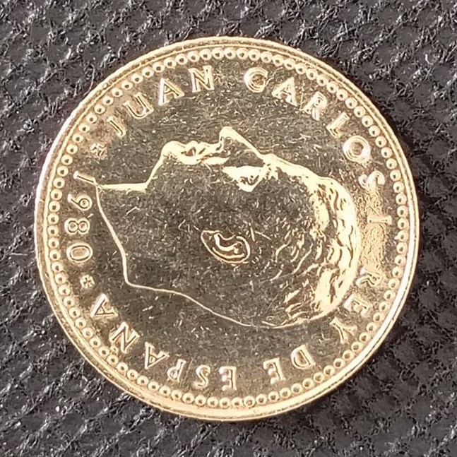 Front side of Spain Peseta "82" 1980 coin