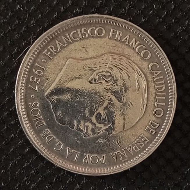 Front side of Spain 5 Pesetas "65" 1957 coin