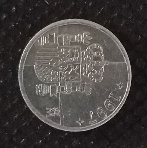 Additional view 1 of Spain 1 Peseta 1997 coin