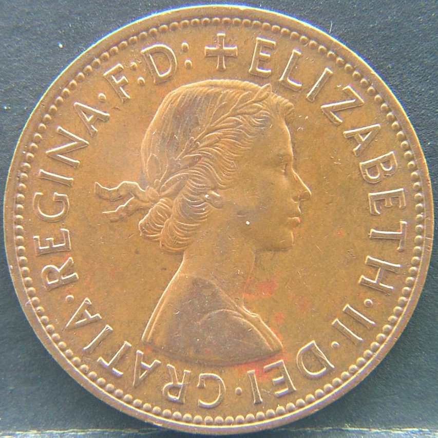 Front side of 🇬🇧 United Kingdom – Monarchs and Milestones 1 Penny 1962 coin