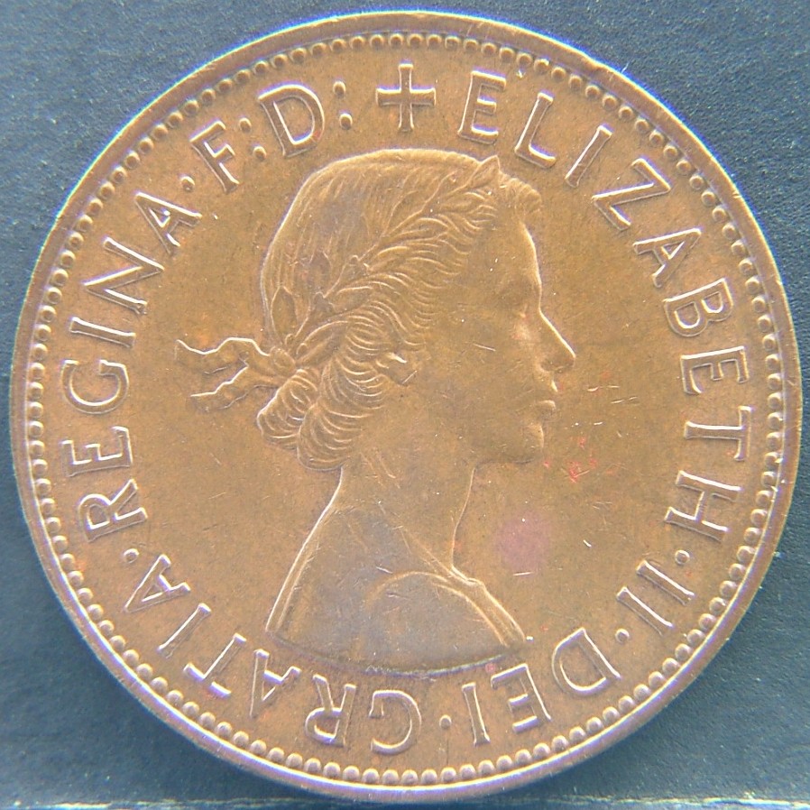 Front side of 🇬🇧 United Kingdom – Monarchs and Milestones 1 Penny 1967 coin