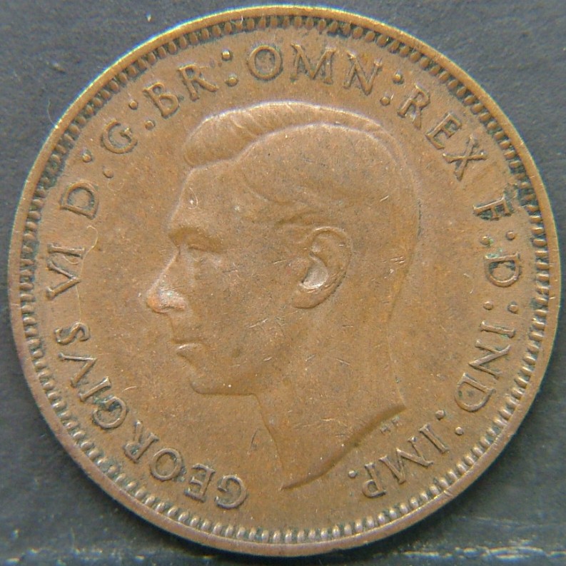 Back side of 🇬🇧 United Kingdom – Monarchs and Milestones 1 Farthing 1941 coin
