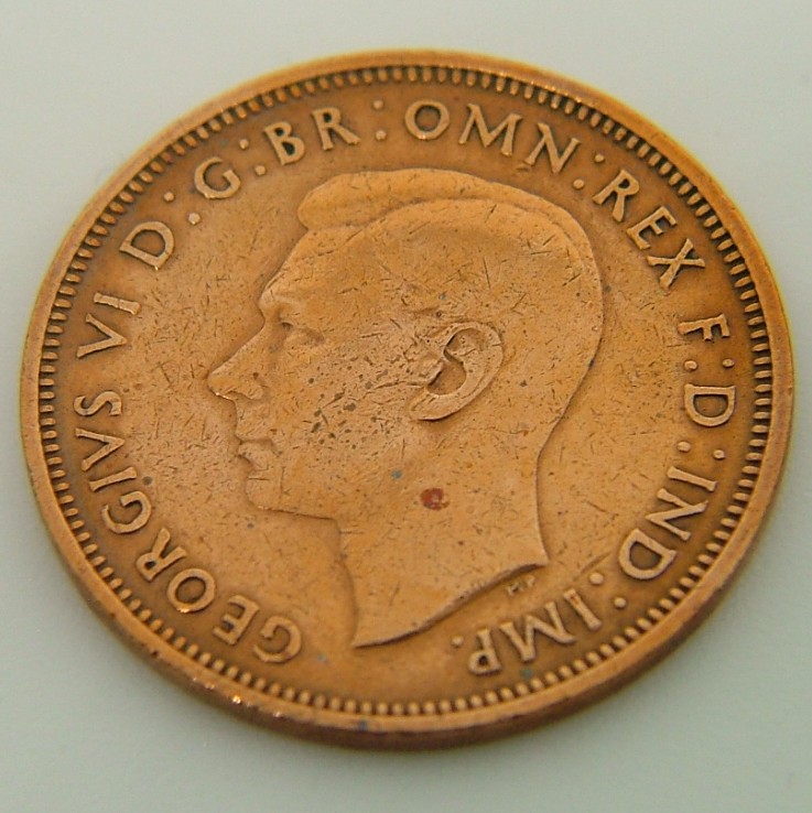 Back side of Great Britain Half Penny 1943 coin