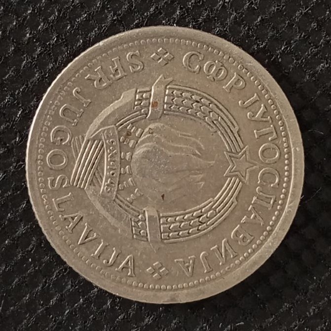 Front side of Yugoslavia 1 Dinar 1974 coin